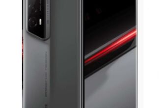 Honor Magic V2 RSR Porsche Design